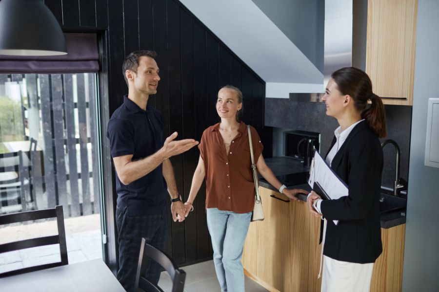 couple with bad credit buying a home with an FHA Loan through Chris Lamm