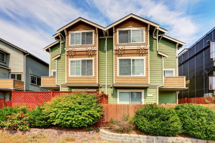 a duplex for rent in San Francisco that was financed with future rent income