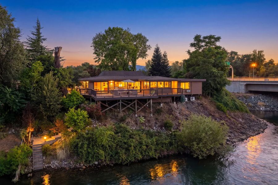 How to buy a house as an early retiree with no recent pay checks